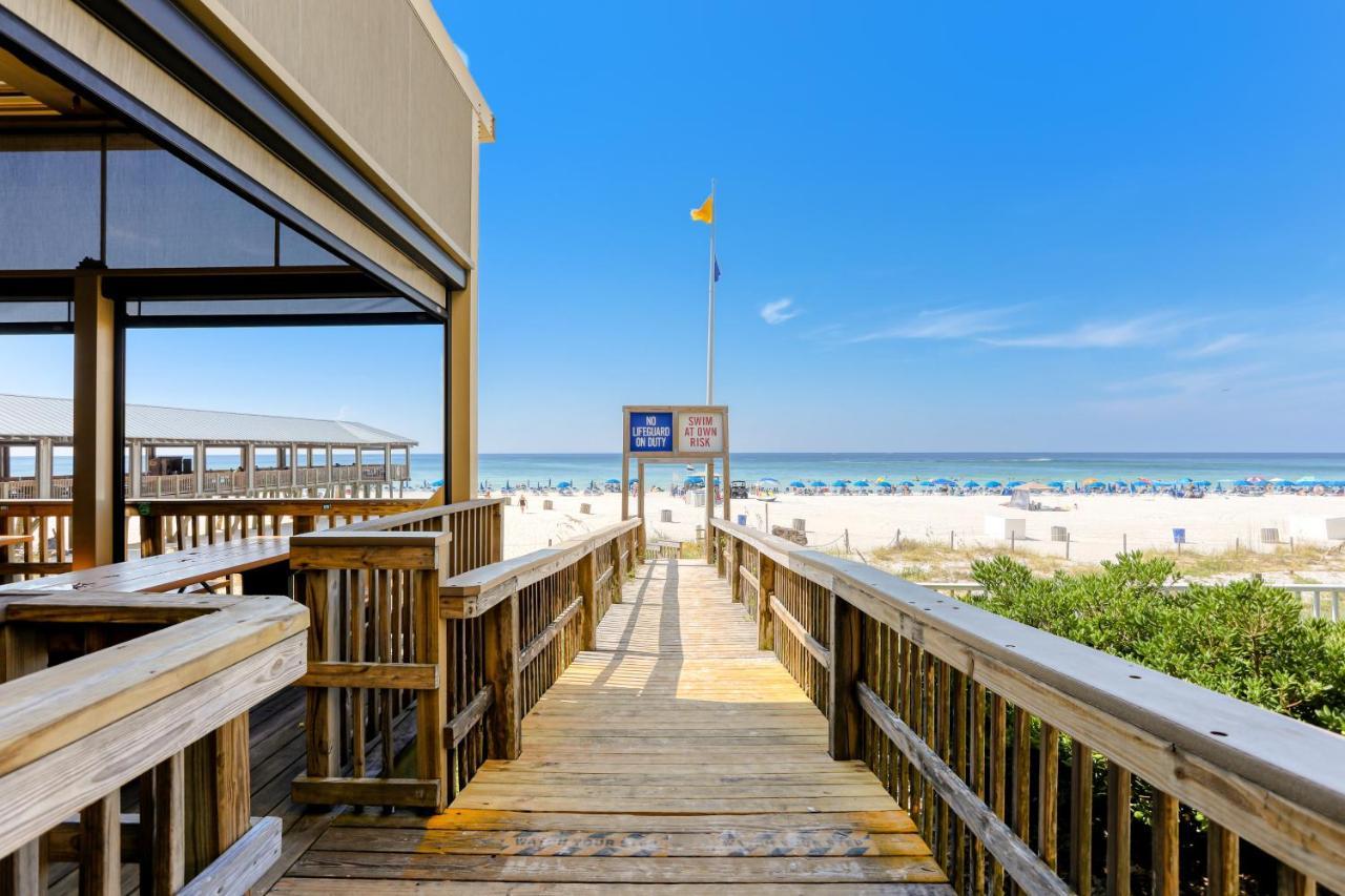 Laketown Wharf 1038 Apartment